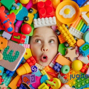 NIÑOS, ESCOLAR Y JUGUETES