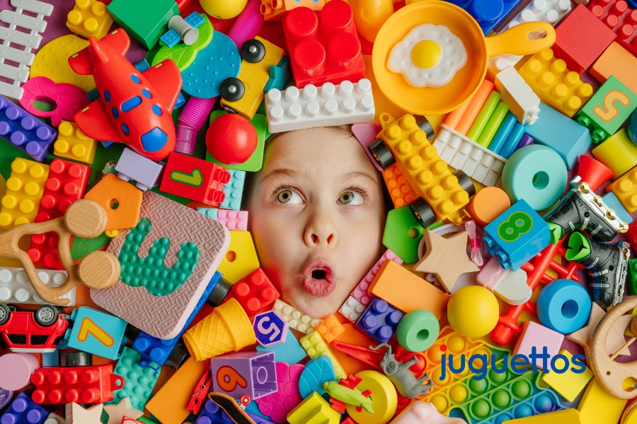 NIÑOS, ESCOLAR Y JUGUETES